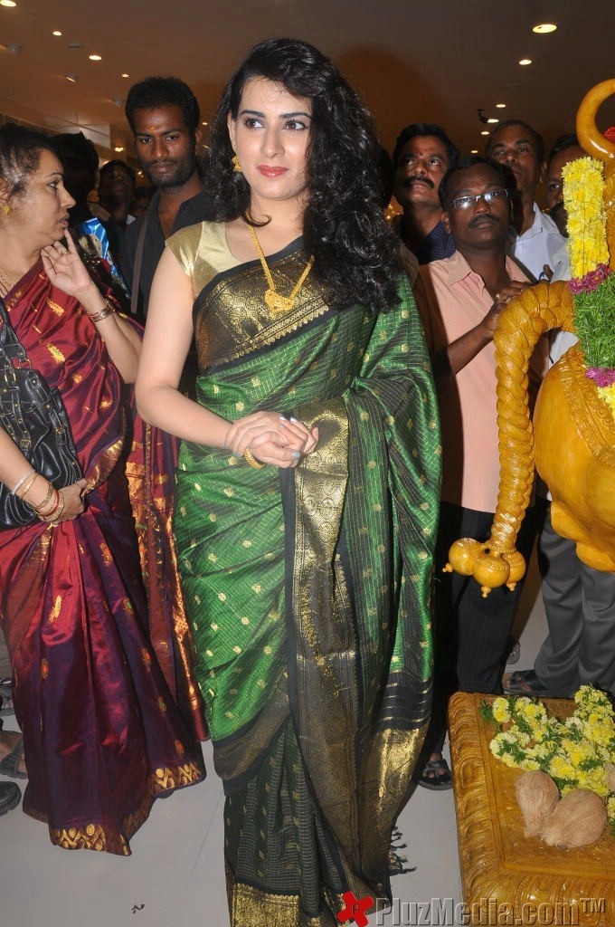 Archana Inaugurate CMR Shopping Mall - Gallery | Picture 91127